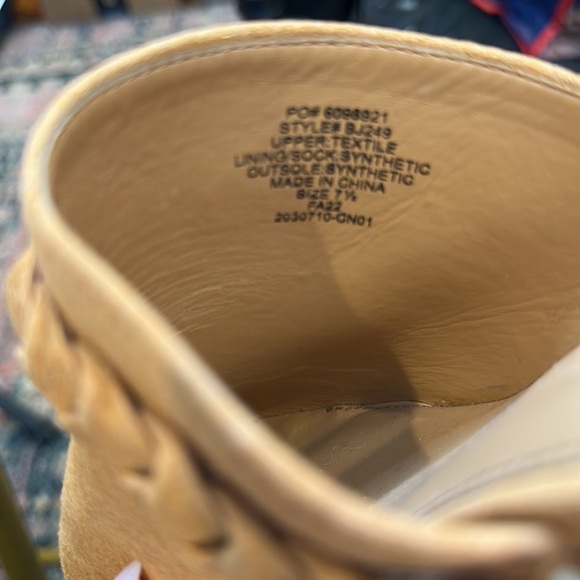 J. Crew Suede Wooden Clogs Womens Size 7.5 Camel Brown Heeled‎ Slip On Shoes - Picture 3 of 5